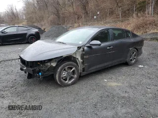 2025 Kia K4 LXS with VIN 3KPFT4DE1SE024591, listed as a Copart auction lot 51592495 with 2,511 mi miles and Salvage Title. Bid and sale history available at carsss.com. Image 1.