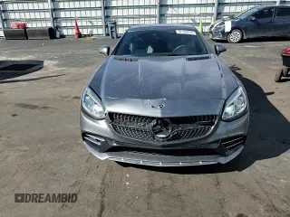 2020 Mercedes-Benz SLC 300 с VIN W1KPK3JAXLF170648, выставлен на аукционе Copart как лот 87199254 с пробегом Не указан миль и Списание • Salvage title. История ставок и продаж доступна на DreamBid. Изображение 11.