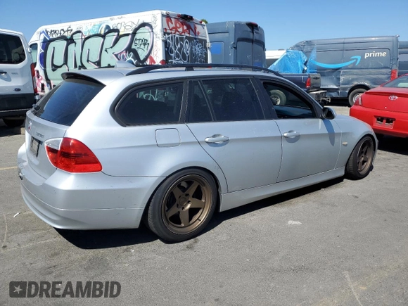 2007 BMW 3 Series 328i with VIN WBAVS13507FX15636, listed as a Copart auction lot 66418204 with 160,642 mi miles and Salvage Title. Bid and sale history available at carsss.com. Image 3.