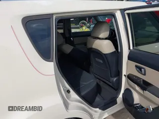 2013 Kia Soul ! with VIN KNDJT2A69D7483138, listed as a IAAI auction lot 41216799 with 81,764 mi miles. Bid and sale history available at carsss.com. Image 8.