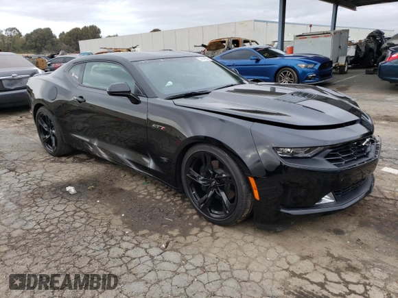 2022 Chevrolet Camaro LT1 with VIN 1G1FF1R7XN0123402, listed as a Copart auction lot 37819203 with 3,804 mi miles. Bid and sale history available at carsss.com. Image 4.