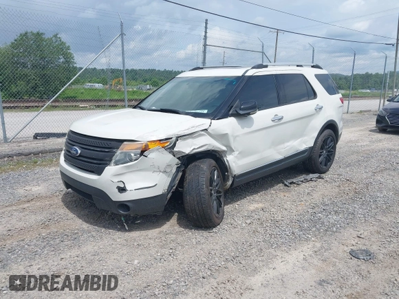2011 Ford Explorer XLT z VIN 1FMHK8D88BGA73716, wystawiony jako IAAI lot #42509225 z przebiegiem 222 234 mil mil oraz . Historia ofert i sprzedaży dostępna na DreamBid. Obrazek 2.