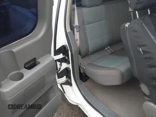 2005 Nissan Titan SE с VIN 1N6AA06B55N513861, выставлен на аукционе IAAI как лот 41453425 с пробегом 288 526 миль миль и . История ставок и продаж доступна на DreamBid. Изображение 8.