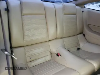 2005 Ford Mustang GT Deluxe z VIN 1ZVFT82H555212371, wystawiony jako Copart lot #55881535 z przebiegiem Nie podano mil oraz Czysty tytuł • Clean title. Historia ofert i sprzedaży dostępna na DreamBid. Obrazek 10.