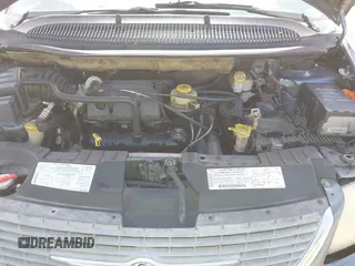 2001 Chrysler Town & Country with VIN 2C4GP54371R356559, listed as a IAAI auction lot 41731368 with 195,903 mi miles and . Bid and sale history available at DreamBid. Image 10.