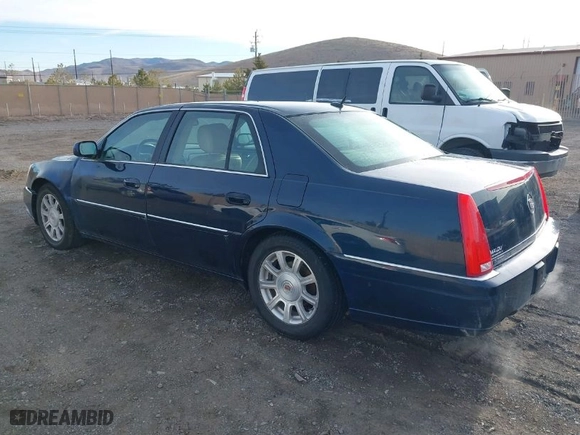 2008 Cadillac DTS w/1SA with VIN 1G6KD57Y18U193093, listed as a IAAI auction lot 41582992 with 110,118 mi miles. Bid and sale history available at carsss.com. Image 3.