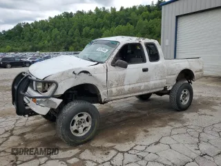 1999 Toyota Tacoma z VIN 4TAWN72NXXZ548179, wystawiony jako Copart lot #57625365 z przebiegiem Nie podano mil oraz Szkoda całkowita • Salvage title. Historia ofert i sprzedaży dostępna na DreamBid. Obrazek 1.