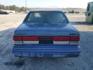 1992 Plymouth Acclaim z VIN 1P3XA46K8NF255561, wystawiony jako Copart lot #74290964 z przebiegiem 126 154 mil mil oraz Szkody całkowita. Historia ofert i sprzedaży dostępna na DreamBid. Obrazek 6.