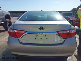 2015 Toyota Camry Hybrid LE with VIN 4T1BD1FK1FU174975, listed as a IAAI auction lot 42085034 with 54,728 mi miles. Bid and sale history available at carsss.com. Image 17.