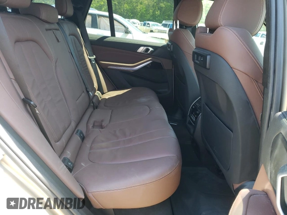 2019 BMW X5 xDrive40i with VIN 5UXCR6C58KLL12709, listed as a Copart auction lot 48082553 with 30,236 mi miles and . Bid and sale history available at DreamBid. Image 11.