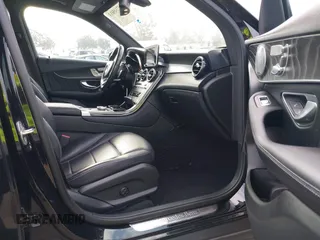 2018 Mercedes-Benz GLC 300 z VIN WDC0G4KBXJV021020, wystawiony jako IAAI lot #42345813 z przebiegiem 62 963 mil mil oraz . Historia ofert i sprzedaży dostępna na DreamBid. Obrazek 5.