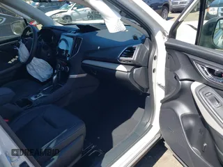 2023 Subaru Forester Limited с VIN JF2SKAPC8PH431840, выставлен на аукционе IAAI как лот 42308315 с пробегом 12 143 миль миль и . История ставок и продаж доступна на DreamBid. Изображение 5.
