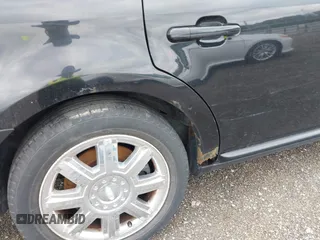 2007 Ford Five Hundred Limited z VIN 1FAHP28177G157927, wystawiony jako IAAI lot #42328521 z przebiegiem 111 850 mil mil oraz . Historia ofert i sprzedaży dostępna na DreamBid. Obrazek 16.