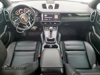 2021 Porsche Cayenne z VIN WP1AA2AY2MDA01617, wystawiony jako Copart lot #56953425 z przebiegiem 38 663 mil mil oraz Szkoda całkowita • Salvage title. Historia ofert i sprzedaży dostępna na DreamBid. Obrazek 8.