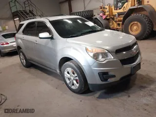2015 Chevrolet Equinox LT with VIN 1GNFLFEK6FZ124493, listed as a IAAI auction lot 41744621 with 139,433 mi miles. Bid and sale history available at carsss.com. Image 1.