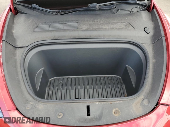 2021 Tesla Model Y Standard Range z VIN 5YJYGDED7MF111377, wystawiony jako Copart lot #45772075 z przebiegiem 34 331 mil mil oraz Szkoda całkowita • Salvage title. Historia ofert i sprzedaży dostępna na DreamBid. Obrazek 11.