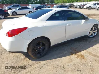 2008 Pontiac G6 GT with VIN 1G2ZH36N384298301, listed as a IAAI auction lot 41994012 with 198,520 mi miles. Bid and sale history available at carsss.com. Image 4.