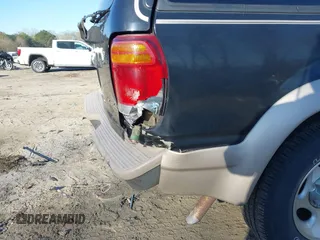1998 Ford Explorer XLT с VIN 1FMZU32P2WZB67175, выставлен на аукционе IAAI как лот 41888675 с пробегом 188 541 миль миль и . История ставок и продаж доступна на DreamBid. Изображение 6.