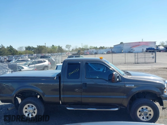 2005 Ford F-250 XL with VIN 1FTSX21595EB51715, listed as a IAAI auction lot 42002335 with 101,833 mi miles and . Bid and sale history available at DreamBid. Image 14.
