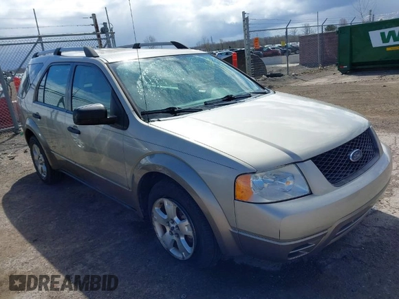 2005 Ford Freestyle SE with VIN 1FMZK04195GA48126, listed as a IAAI auction lot 42046818 with 0 mi miles. Bid and sale history available at carsss.com. Image 1.
