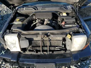 2007 Jeep Commander Sport с VIN 1J8HG48K37C686239, выставлен на аукционе Copart как лот 43832555 с пробегом 206 905 миль миль и Списание • Salvage title. История ставок и продаж доступна на DreamBid. Изображение 12.