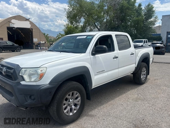 2015 Toyota Tacoma with VIN 3TMLU4EN9FM191419, listed as a Copart auction lot 63667615 with 56,516 mi miles and Clean title. Bid and sale history available at DreamBid. Image 2.