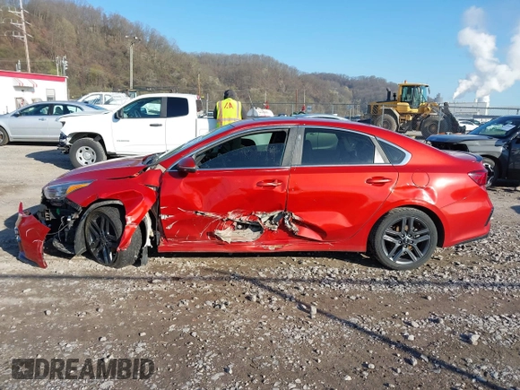 2019 Kia Forte EX with VIN 3KPF54AD7KE070948, listed as a IAAI auction lot 41982763 with 104,915 mi miles. Bid and sale history available at carsss.com. Image 14.