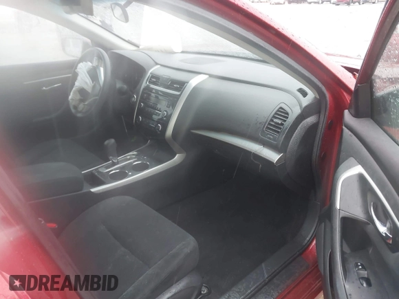 2015 Nissan Altima 2.5 S with VIN 1N4AL3AP8FN345660, listed as a IAAI auction lot 41913700 with 101,349 mi miles. Bid and sale history available at carsss.com. Image 5.