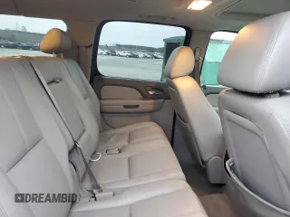 2009 Chevrolet Suburban LT w/1LT with VIN 1GNFK26339R279705, listed as a Copart auction lot 44591325 with 261,810 mi miles and Salvage Title. Bid and sale history available at carsss.com. Image 11.