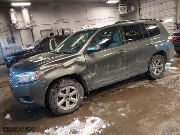 2009 Toyota Highlander with VIN JTEES41A392145884, listed as a IAAI auction lot 41628037 with 277,376 mi miles. Bid and sale history available at carsss.com. Image 2.