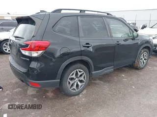 2021 Subaru Forester Premium with VIN JF2SKAJC7MH565601, listed as a IAAI auction lot 42202360 with 85,792 mi miles and . Bid and sale history available at DreamBid. Image 4.