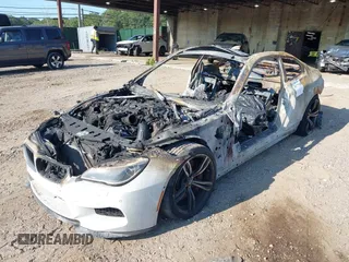 2016 BMW M6 z VIN WBS6J9C52GD934529, wystawiony jako IAAI lot #40177964 z przebiegiem 51 664 mil mil oraz . Historia ofert i sprzedaży dostępna na DreamBid. Obrazek 2.