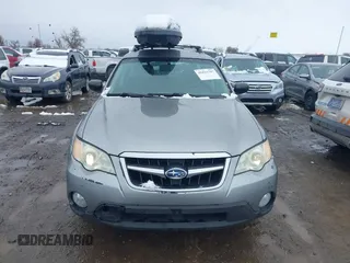 2009 Subaru Outback Special Edition z VIN 4S4BP61C497320017, wystawiony jako IAAI lot #41813797 z przebiegiem 138 069 mil mil oraz . Historia ofert i sprzedaży dostępna na DreamBid. Obrazek 11.