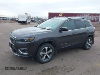 2020 Jeep Cherokee Limited with VIN 1C4PJMDX4LD589884, listed as a IAAI auction lot 41917930 with 57,703 mi miles and . Bid and sale history available at DreamBid. Image 17.
