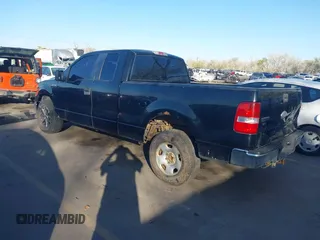 2007 Ford F-150 XLT with VIN 1FTPX14V87FB33280, listed as a IAAI auction lot 42017908 with 162,126 mi miles. Bid and sale history available at carsss.com. Image 3.