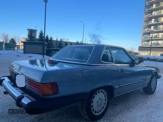 1986 Mercedes-Benz 560 SL with VIN WDBBA48D7GA050661, listed as a Copart auction lot 44859025 with 92,900 mi miles and Clean Title. Bid and sale history available at DreamBid. Image 4.