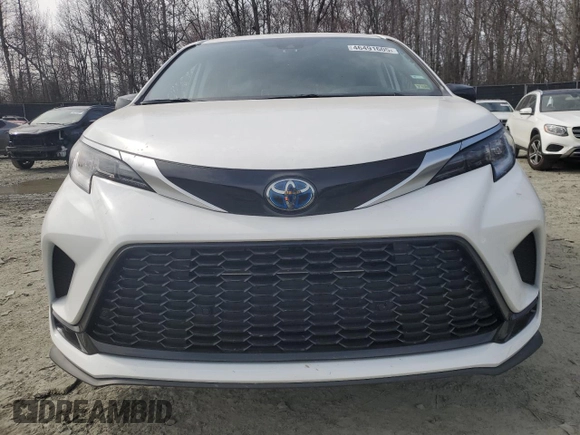 2022 Toyota Sienna XSE with VIN 5TDDRKEC2NS094411, listed as a Copart auction lot 46491605 with 72,740 mi miles and Salvage title. Bid and sale history available at DreamBid. Image 5.