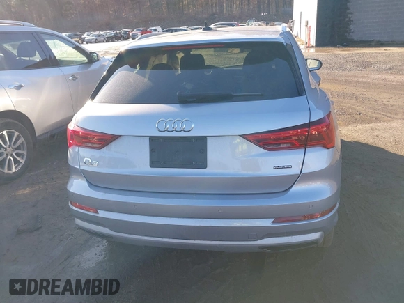 2019 Audi Q3 Premium with VIN WA1AECF3XK1069696, listed as a IAAI auction lot 41698906 with 29,713 mi miles and . Bid and sale history available at DreamBid. Image 15.