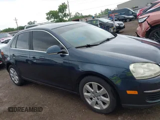 2008 Volkswagen Jetta SE with VIN 3VWRM71K48M123343, listed as a IAAI auction lot 42278272 with 206,469 mi miles and . Bid and sale history available at DreamBid. Image 14.