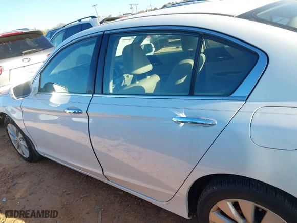 2015 Honda Accord Sedan EX-L with VIN 1HGCR3F89FA001041, listed as a IAAI auction lot 41454247 with NaN miles. Bid and sale history available at carsss.com. Image 15.