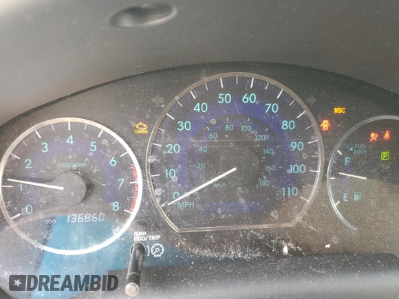 2010 Toyota Sienna XLE z VIN 5TDDK4CC9AS032923, wystawiony jako Copart lot #54231845 z przebiegiem 136 860 mil mil oraz Szkoda całkowita • Salvage title. Historia ofert i sprzedaży dostępna na DreamBid. Obrazek 9.