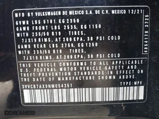 2022 Volkswagen Tiguan SE R-Line Black with VIN 3VVCB7AX9NM054351, listed as a IAAI auction lot 41665235 with 30,971 mi miles. Bid and sale history available at carsss.com. Image 9.