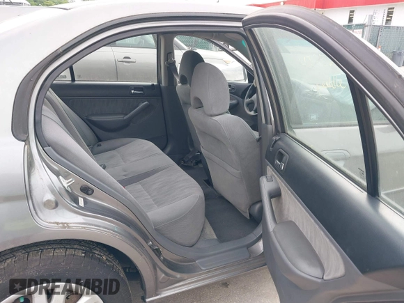2005 Honda Civic LX z VIN 2HGES16555H633462, wystawiony jako IAAI lot #42352824 z przebiegiem 200 091 mil mil oraz . Historia ofert i sprzedaży dostępna na DreamBid. Obrazek 8.
