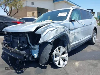 2018 Volkswagen Atlas SE with VIN 1V2CR2CA6JC570554, listed as a IAAI auction lot 42403260 with 109,427 mi miles and . Bid and sale history available at DreamBid. Image 20.