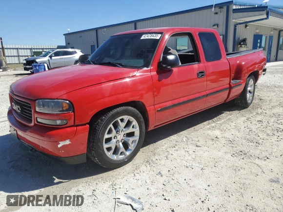 2000 GMC New Sierra 1500 SL with VIN 2GTEC19V3Y1237647, listed as a Copart auction lot 47478435 with 218,258 mi miles and Salvage Title. Bid and sale history available at carsss.com. Image 1.