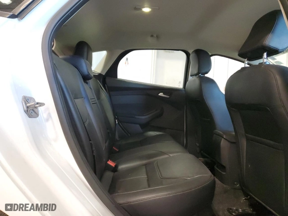 2016 Ford Focus SE with VIN 1FADP3K27GL214429, listed as a Copart auction lot 44357695 with 103,450 mi miles and Clean Title. Bid and sale history available at carsss.com. Image 10.