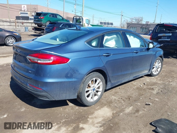 2019 Ford Fusion SE with VIN 3FA6P0H75KR238698, listed as a IAAI auction lot 41817222 with 1 mi miles. Bid and sale history available at carsss.com. Image 4.