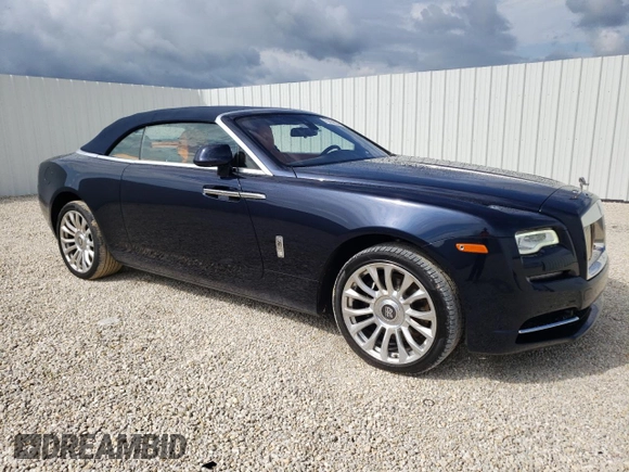 2019 Rolls-Royce Dawn z VIN SCA666D5XKU115869, wystawiony jako Copart lot #71414924 z przebiegiem 35 952 mil mil oraz Szkody całkowita. Historia ofert i sprzedaży dostępna na DreamBid. Obrazek 4.