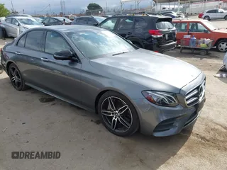 2020 Mercedes-Benz E 350 z VIN WDDZF8DB5LA711908, wystawiony jako IAAI lot #42074964 z przebiegiem 49 805 mil mil oraz . Historia ofert i sprzedaży dostępna na DreamBid. Obrazek 1.