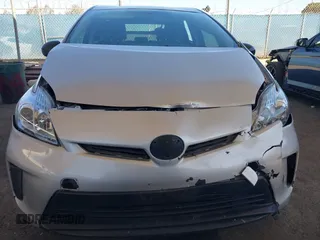 2015 Toyota Prius Four with VIN JTDKN3DU8F1999155, listed as a IAAI auction lot 41852226 with 415,013 mi miles. Bid and sale history available at carsss.com. Image 12.